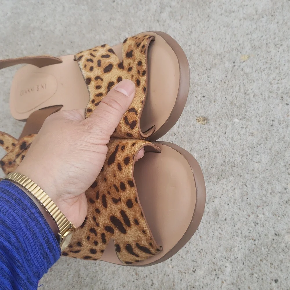 Gianni Bini Marilane Dyed Calf Hair Loepard Print Block Heeled Sandals Size 9M
